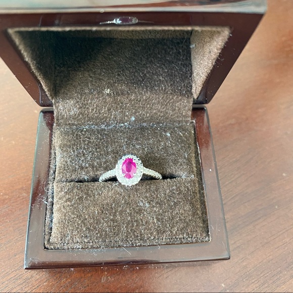 Diamond, pink sapphire, and white gold ring - Picture 2 of 9